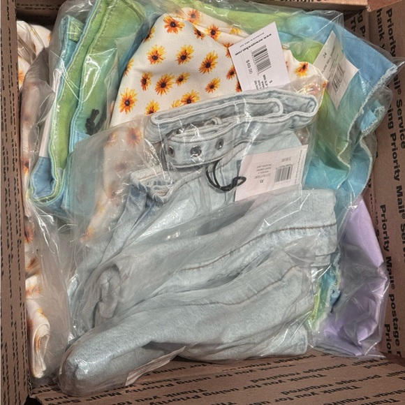 YOUR CHOICE SIZED BOXES 🫶🏼 - Picture 7 of 8